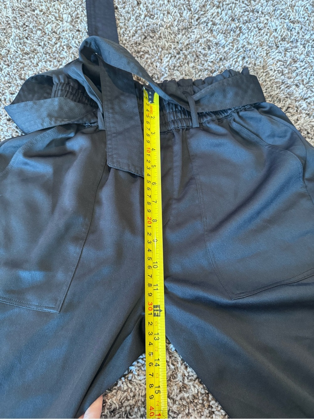 Abercrombie & Fitch Black Satin Belted Pull On Pants Tapered Paper bag S - Picture 10 of 11